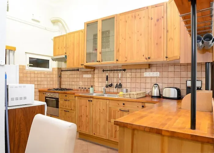 Apartament Famous Kiraly Street At Large 3br 10ppl @ *